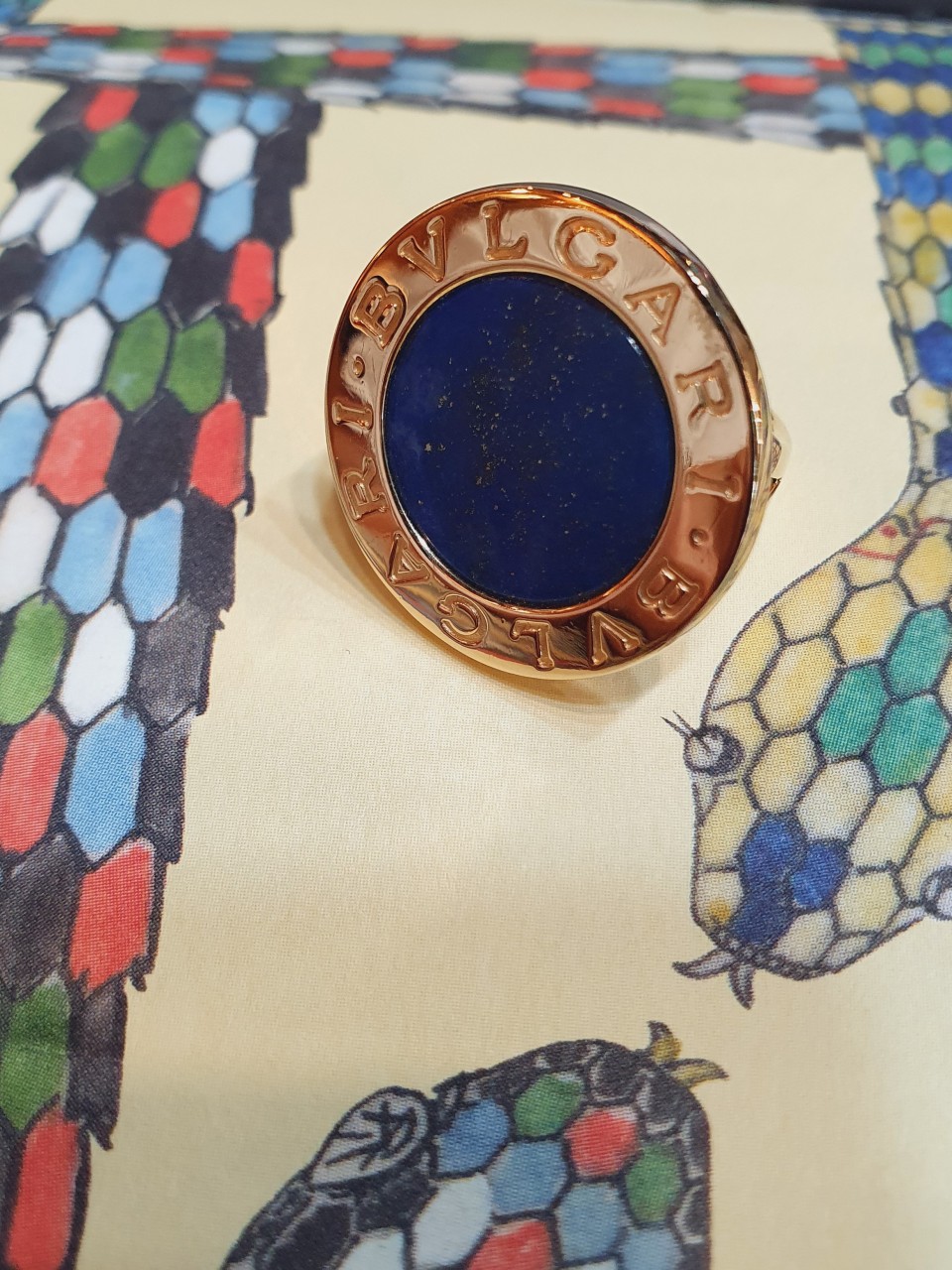 Bvlgari anello lapislazzuli